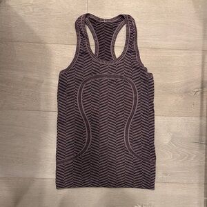 Lululemon Women's Chevron Pattern Tank Top